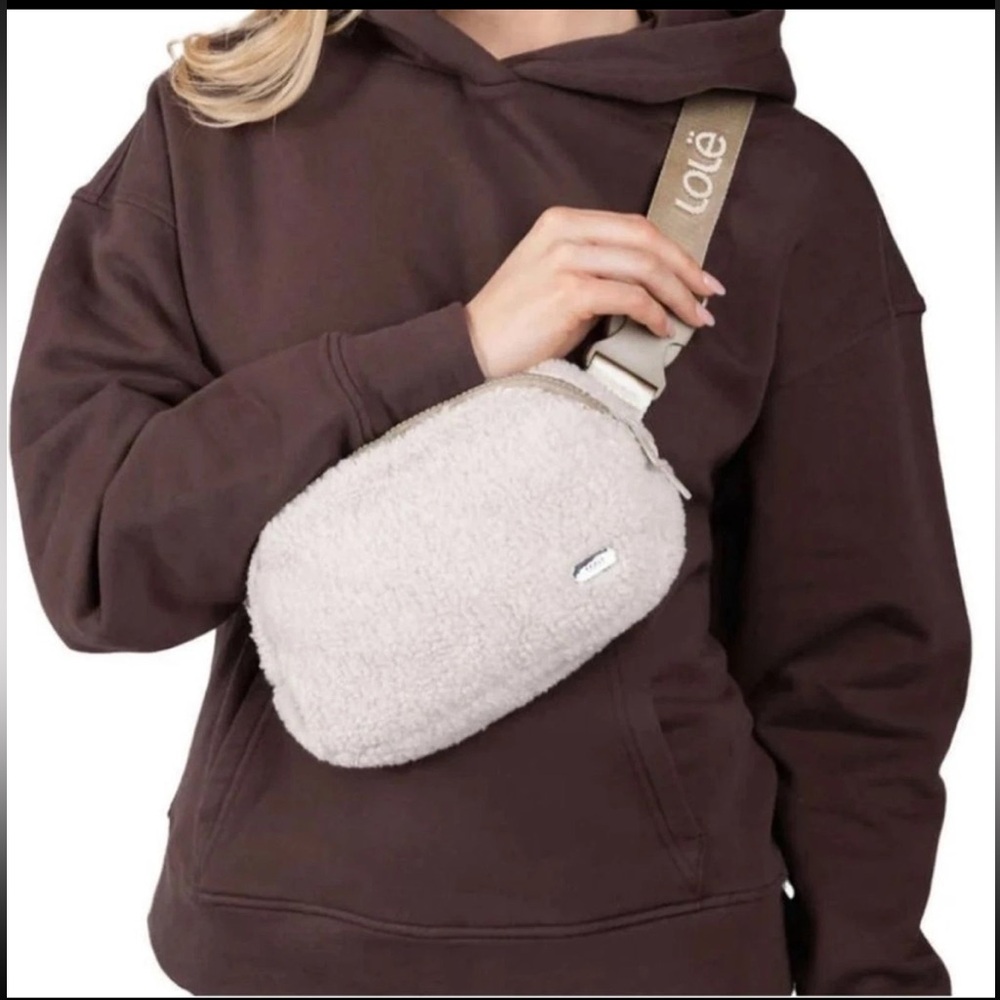 NWT Lole Cream Sherpa Belt Bag
